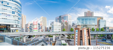 「埼玉県」JR川口駅前の風景　東口 115275156