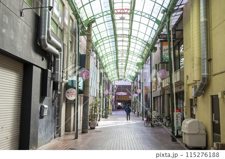 四日市市 1番街商店街 115276188