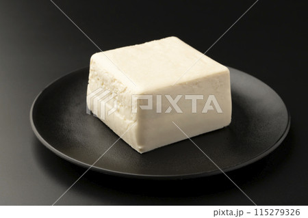 木綿豆腐　黒皿 115279326