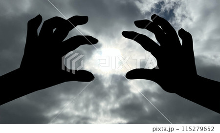 怖い両手シルエット_暗い雲ワイド 怖い両手シルエット_暗い雲ワイド 115279652