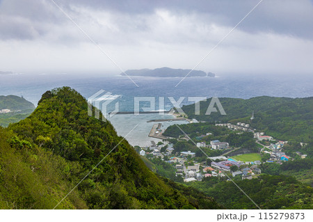 小笠原諸島・母島 乳房山展望から望む風景 小笠原諸島・母島 乳房山展望から望む風景 115279873