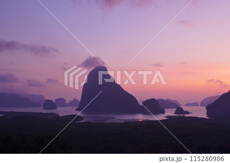 タイ王国プーケット、パンガー湾、サメットナンシーの風景 115280986