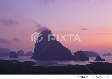 Landscape of Phuket, Phang Nga bay, Thailand 115280988