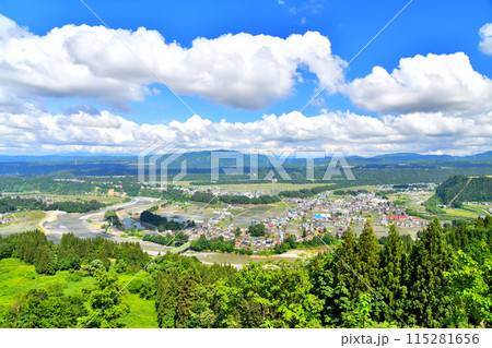 津南町役場周辺を望む(新潟県津南町)【2024.6】 115281656