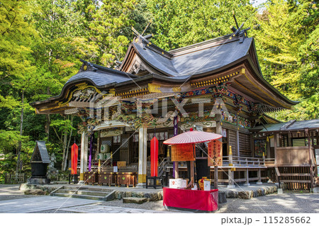 埼玉県　長瀞町　宝登山神社（ほどさんじんじゃ）　社殿　秩父三社 115285662
