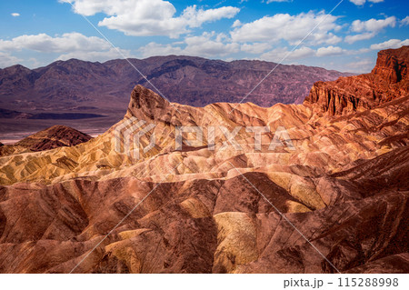 Zabriskie point, death valley, california, usa 115288998