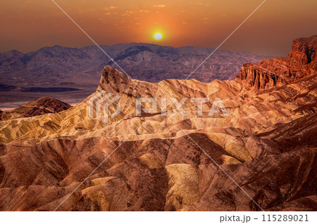 Zabriskie point, death valley, california, usa 115289021