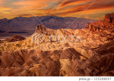 Zabriskie point, death valley, california, usa Zabriskie point, death valley, california, usa 115289037