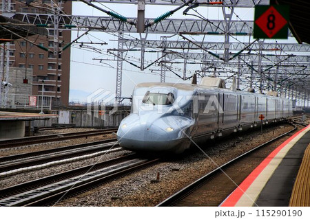 山陽路を駆け抜け九州へ… 山陽・九州新幹線【N700系A】 115290190