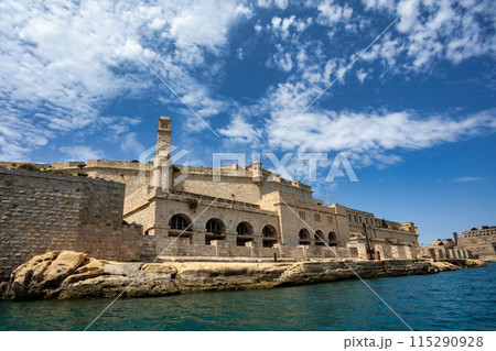 Stone ramparts of Fort St. Angelo, Birgu Malta. 115290928