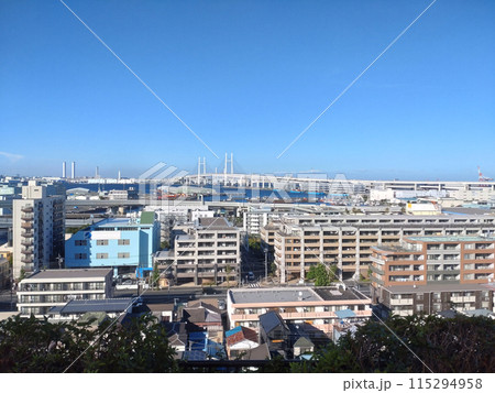 横浜 港の見える丘公園からの風景 115294958