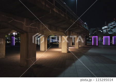 みなとみらいの夜景 象の鼻公園 みなとみらいの夜景 象の鼻公園 115295014