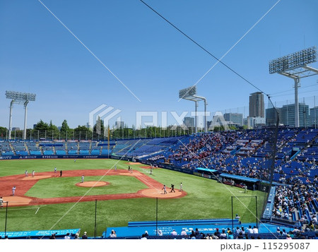 観客席 115295087