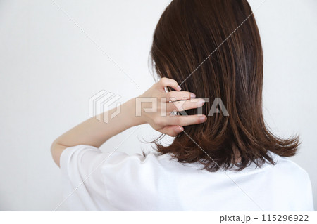 女性の髪 ヘアケアイメージ 女性の髪 ヘアケアイメージ 115296922