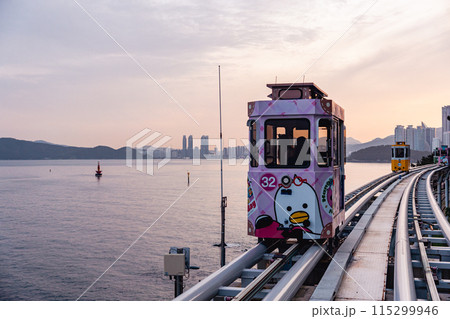 釜山　カプセル列車 115299946