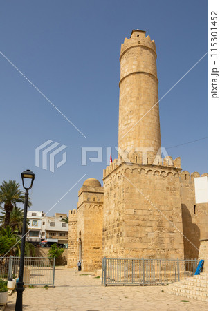 Side view of medieval medina in Sousse and Great Mosque, Tunisia 115301452