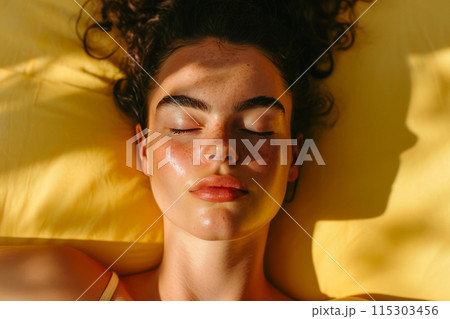 Sculpting Serenity: A Gentle Morning Body Contour Session 115303456