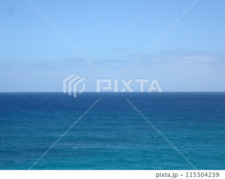 Shallow wavy ocean waters of Waimanalo bay looking into the pacific ocean 115304239