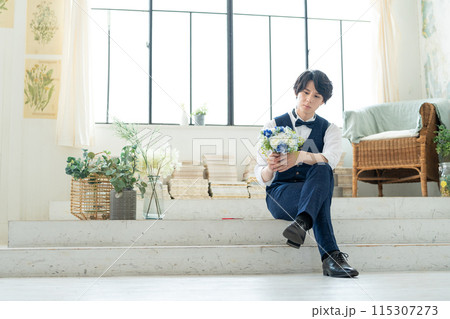 ブライダル　新郎　ブーケ 115307273