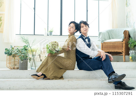 ブライダル　ウェディング　新郎新婦 115307291