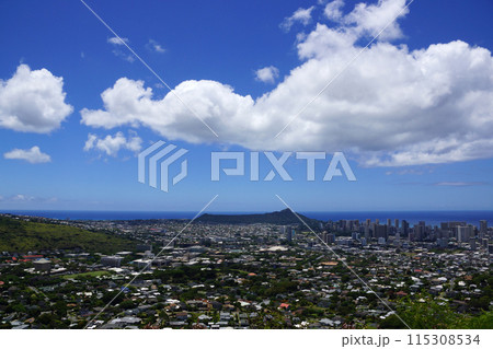 Diamondhead and the city of Honolulu on Oahu on a nice day Diamondhead and the city of Honolulu on Oahu on a nice day 115308534