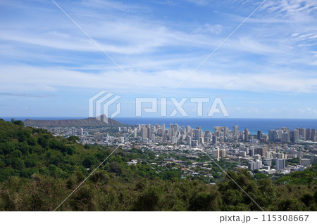 Diamondhead and the city of Honolulu on Oahu on a nice day Diamondhead and the city of Honolulu on Oahu on a nice day 115308667