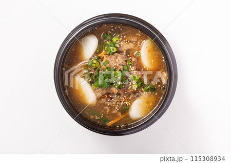 トック（韓国餅）入りカルビスープ　（カルビクッパ風） 115308934