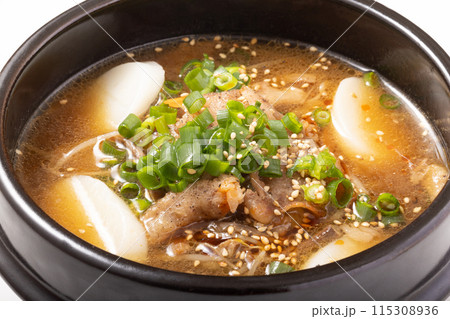 トック（韓国餅）入りカルビスープ　（カルビクッパ風） 115308936