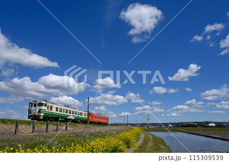 青空をいく　小湊鉄道 115309539