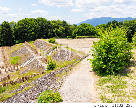 【奈良県】北葛城郡 ナガレ山古墳 (2024/06/05撮影) 115324250