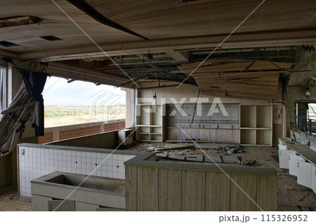 【宮城県】震災遺構 中浜小学校 115326952