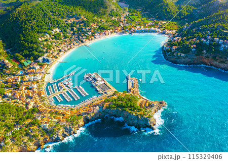 Beautiful harbour of Port de Soller, Majorca, Balearic Islands, Spain 115329406