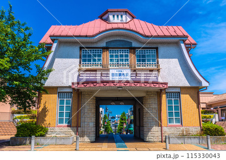 日本の東京都市景観 6月。田園調布駅の復元駅舎などを望む=8日 日本の東京都市景観 6月。田園調布駅の復元駅舎などを望む=8日 115330043