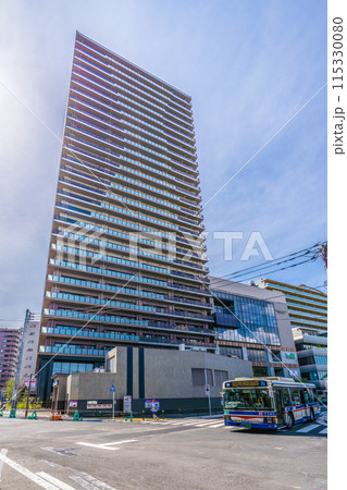 日本の横浜都市景観 6月。東急新横浜線 新綱島駅南口などを望む=8日 日本の横浜都市景観 6月。東急新横浜線 新綱島駅南口などを望む=8日 115330080