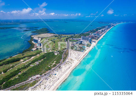 El Mirador dolphin beach, Cancun 115335064