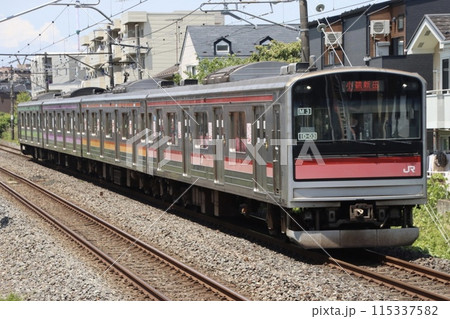 JR東日本仙石線を行く205系3100番台(赤) JR東日本仙石線を行く205系3100番台(赤) 115337582