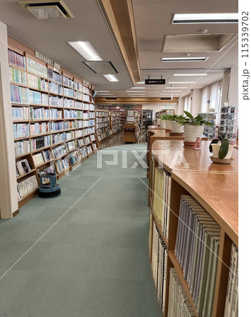 上市町図書館 115339702