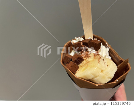 チョコバナナクレープ 115339746