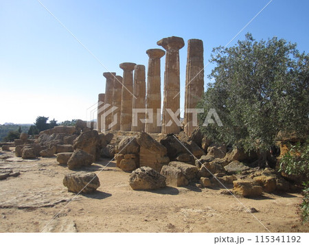 シチリア・アグリジェントの考古学地域、古代ギリシャの神殿群、ヘラクレス神殿 115341192