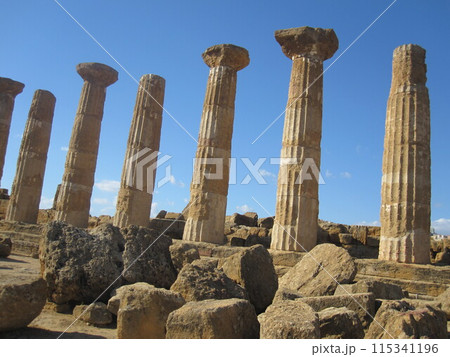 シチリア・アグリジェントの考古学地域、古代ギリシャの神殿群、ヘラクレス神殿 115341196