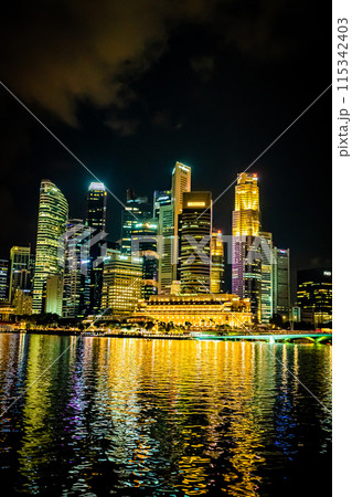 シンガポール 夜の風景 シンガポール 夜の風景 115342403