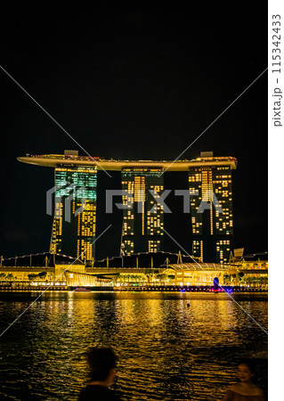 シンガポールの夜景 115342433