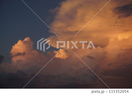 黄金色にたなびく雲 黄金色にたなびく雲 115352054