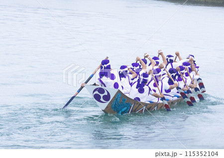 沖縄の伝統行事 糸満ハーレー 沖縄の伝統行事 糸満ハーレー 115352104