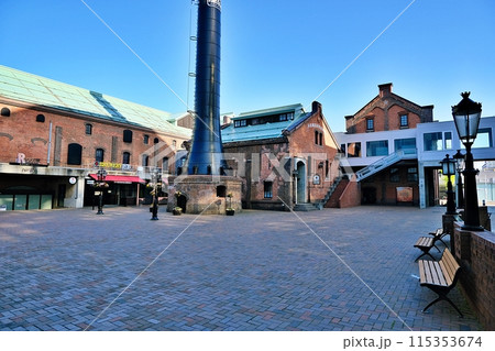 サッポロファクトリー 煙突広場 115353674