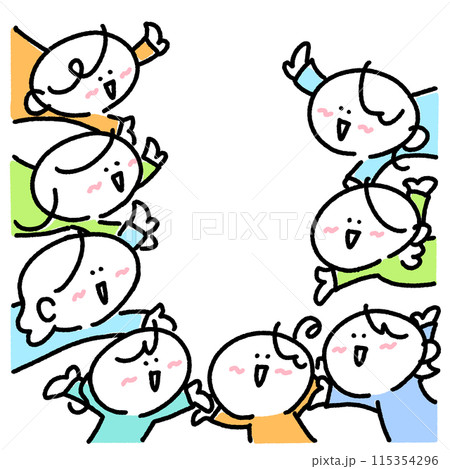 手を広げ輪になる笑顔の女性達　円になる　フレーム 115354296