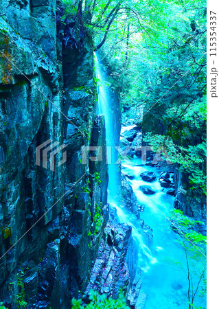 付知峡 幻想的な観音滝 付知峡 幻想的な観音滝 115354337