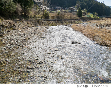 紀美野町 貴志川と紀伊山地 115355680