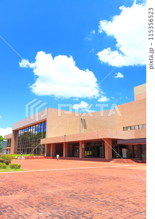 岐阜県各務原市、各務原市民会館の風景 岐阜県各務原市、各務原市民会館の風景 115356523