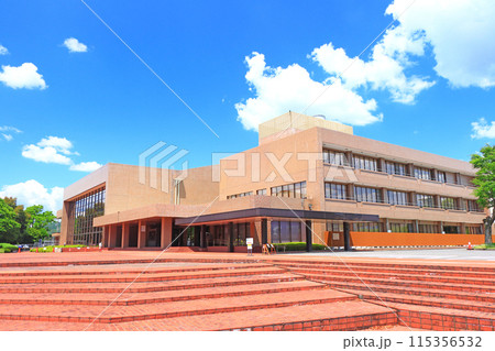 岐阜県各務原市、各務原市民会館の風景 115356532